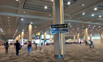 cropped-on-arrival-2